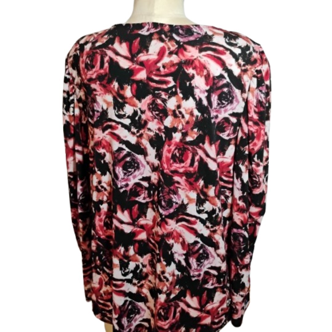 Adrienne Vittadini 2X Blouse Pink Black Floral Rhinestone Accent Stretch Top
