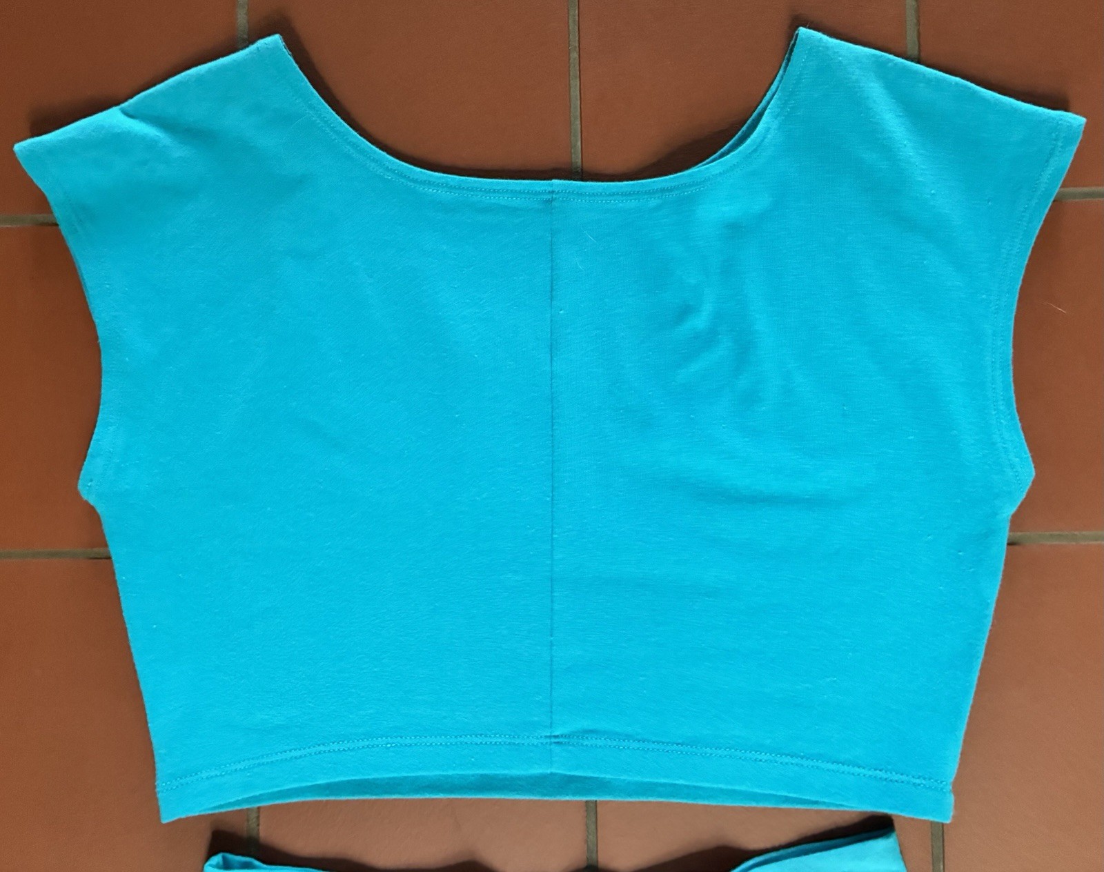 Vintage 80s 90s Turquoise Spandex Two-Piece Set Cap Sleeve Crop Top Pencil Skirt