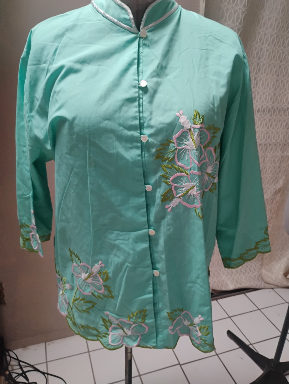 Vintage Caro of Honolulu Womens Embroidered Floral Jacket Aqua Top Size 20