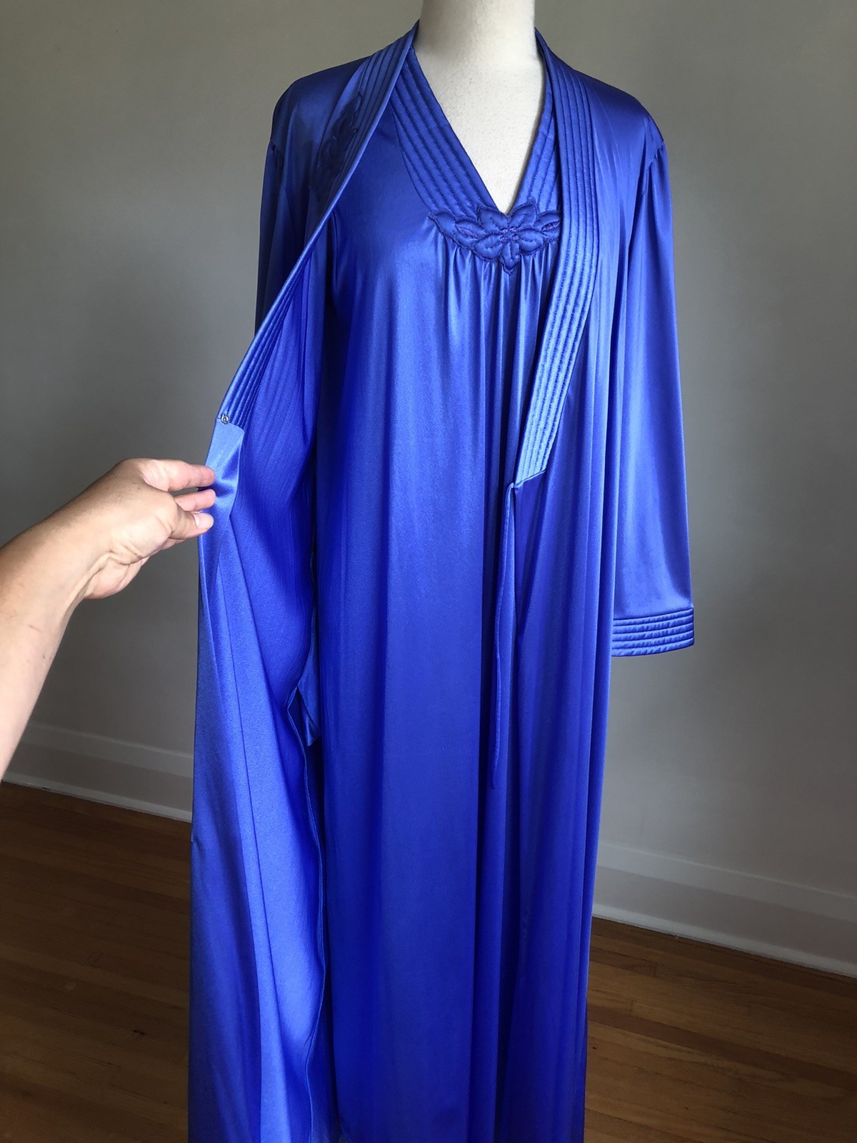 STUNNING VTG COLLECTIBLES By JCPENNEY Purple Nylon 2pc Robe Nightgown Set SZ S/M