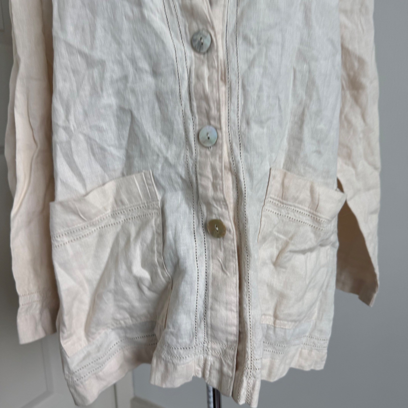 Vintage Boho Linen Mother of Pearl Button Front Top