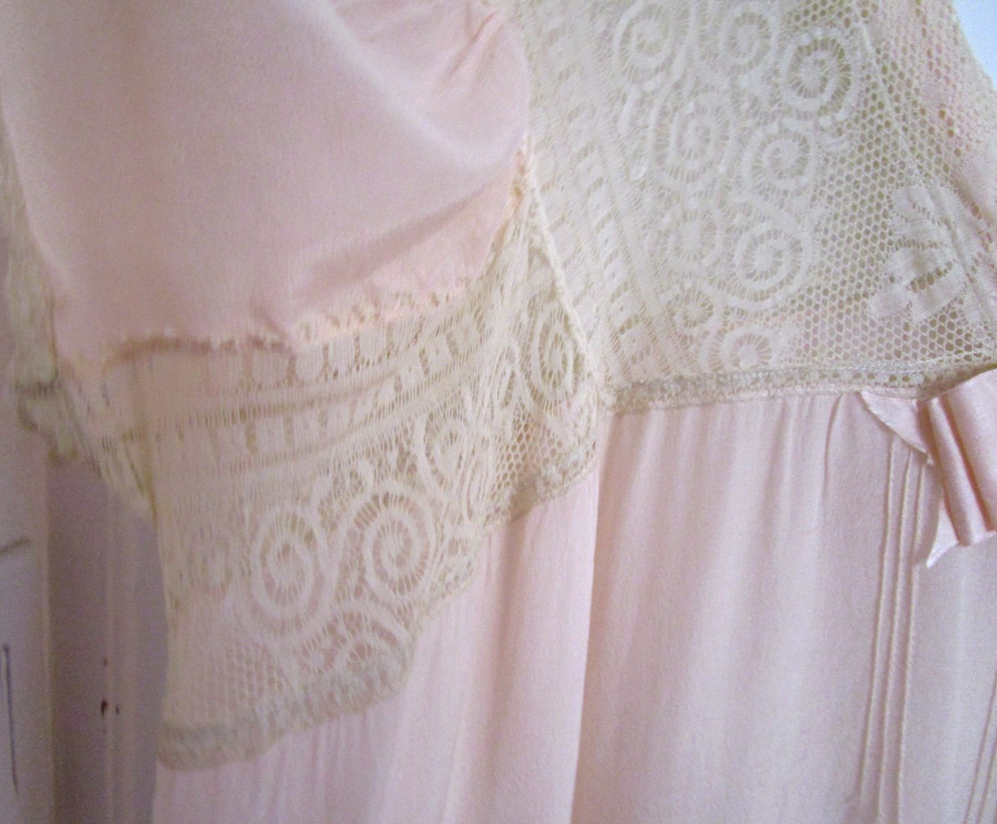 1920s Vtg Silk Long Nightgown Pink Peach Lace Lingerie Peignoir Sz M EXC CDN