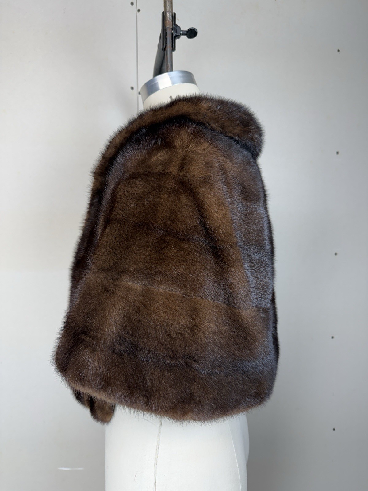 Vintage Fur Stole Cape Brown Mink 40s 50s Shawl Wrap Old Hollywood Glam Beckman