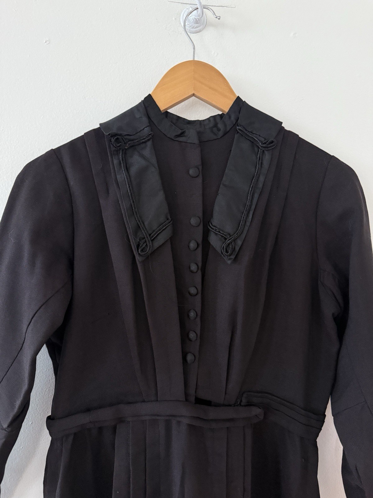 Antique Victorian Wool Crepe Full Length Winter Wrapper Dress/Duster Mourning M