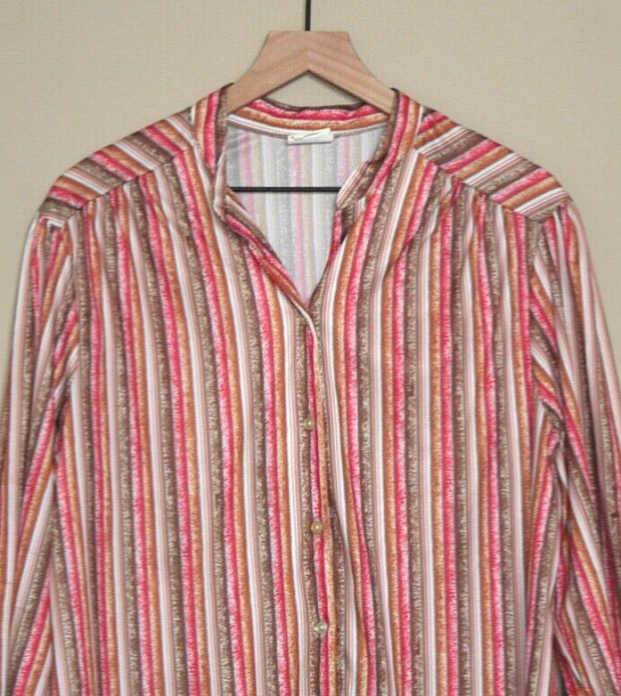 Vintage Top Shirt 1970s Knit Polyester Blouse Womens Size 42 Large 12 14