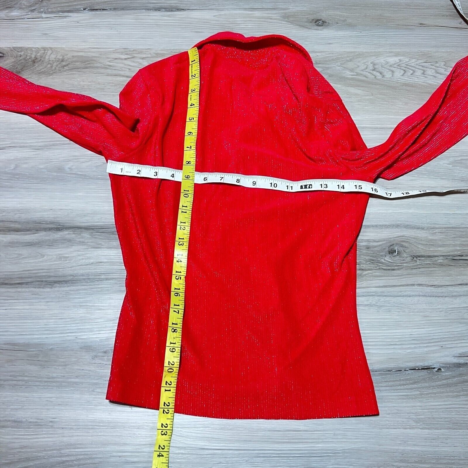 Vintage La Belle Fashions Long Sleeve Button Front Shirt Collared Shiny 90s