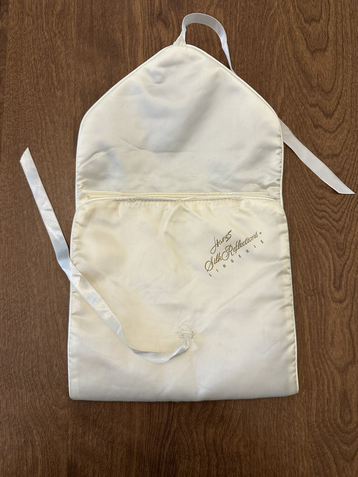 Hanes Silk Reflections Lingerie Bag White Satin Vintage