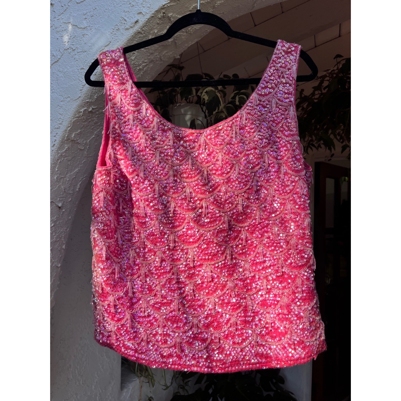Sequin Tassel Zephyr Wool Vintage Med Hot Pink Mermaid Scale Beaded Tank Top