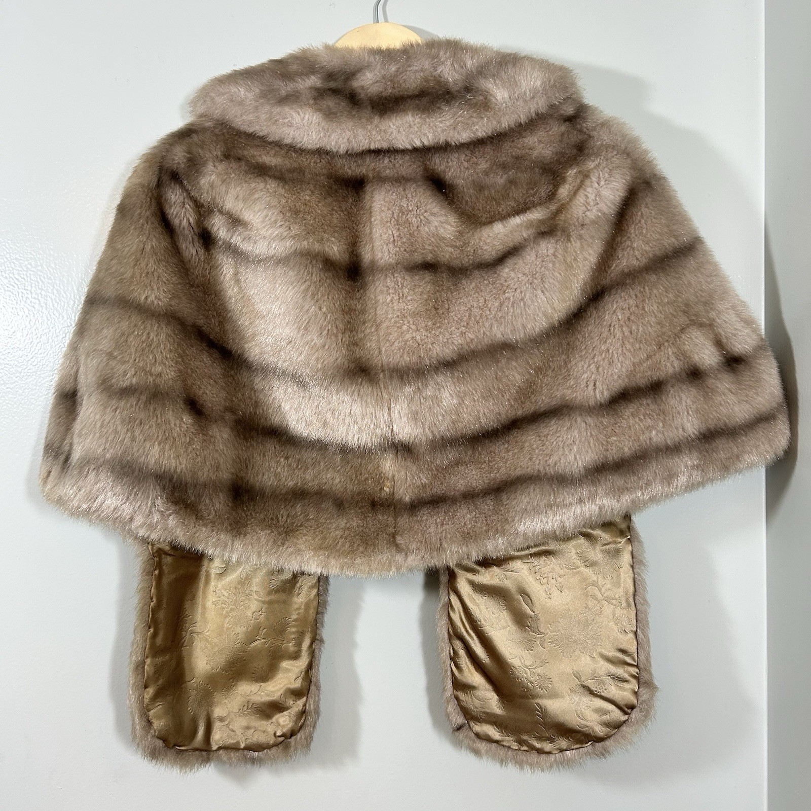 Vintage 50’s Faux Fur Regina Glenara By Glenoit Cape Stole Shawl Beige Brown