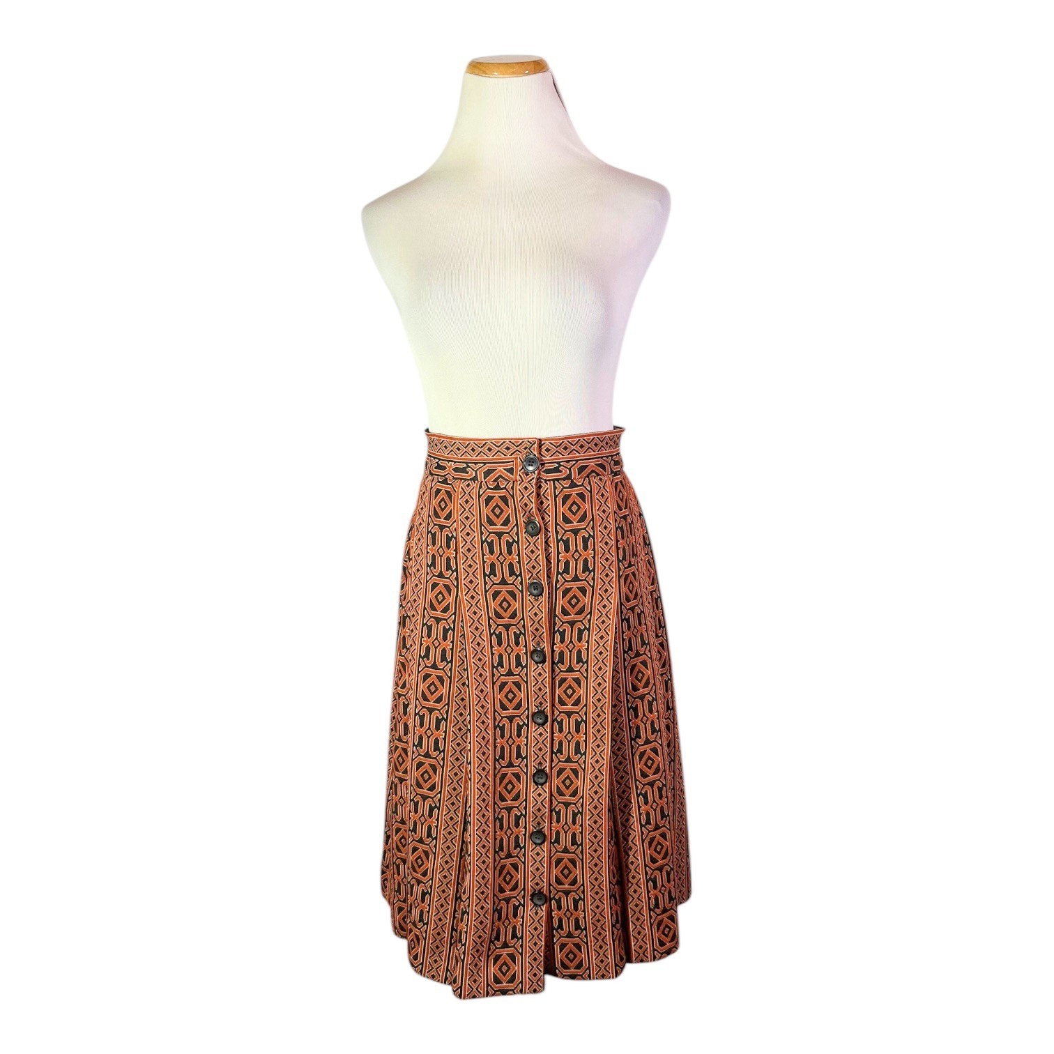 Act III 27″ Waist Dacron Polyester Skirt Pleated Button-Front Burnt Orange Black