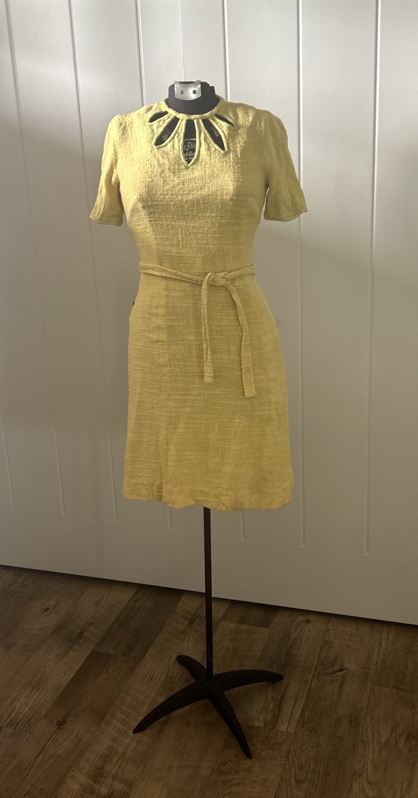 Vintage J. Harlan Originals ModYellow Linen Dress With Cut Out Neckline