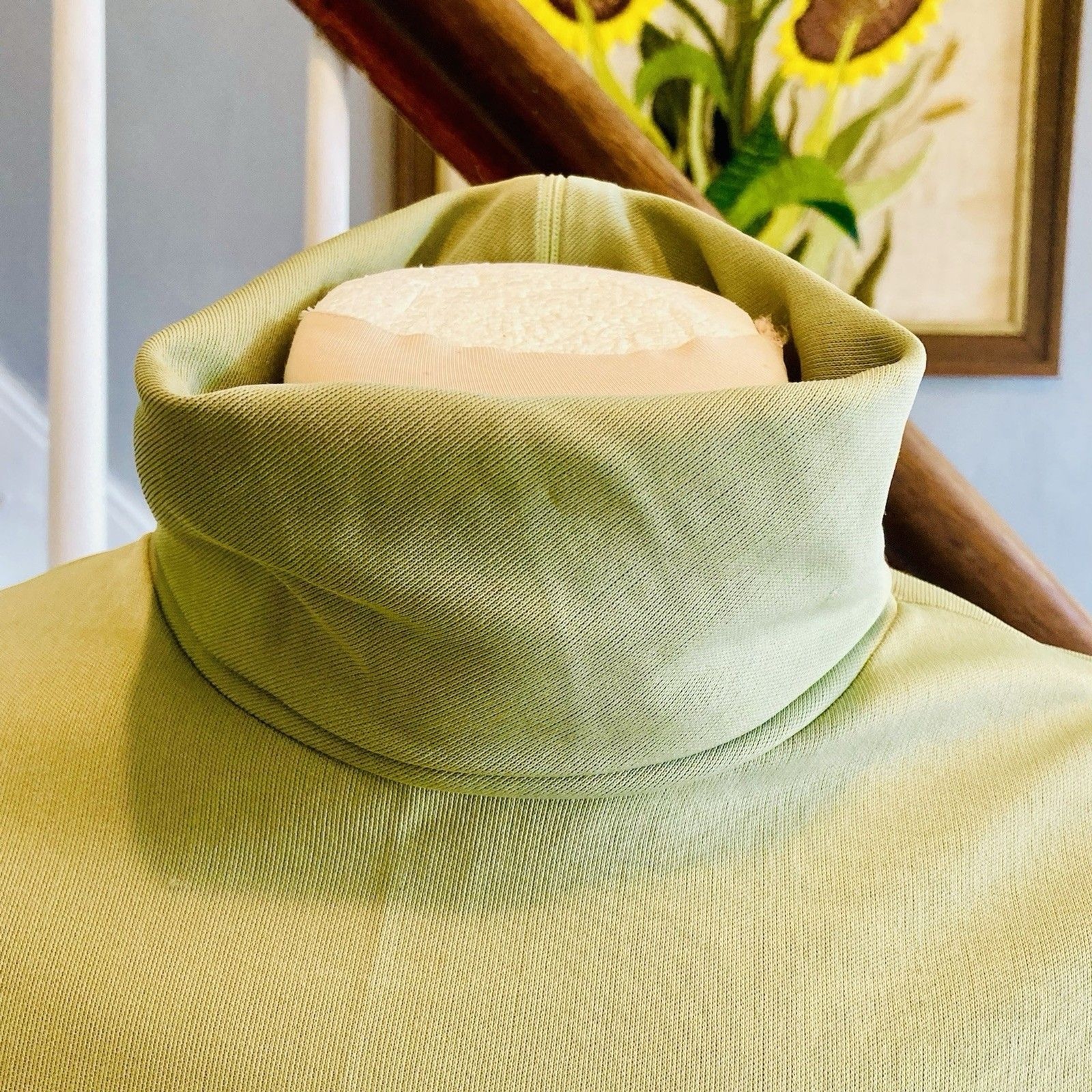 1970s Snap Pea Green Turtleneck Casual Mod Disco School Work 1960s Gogo