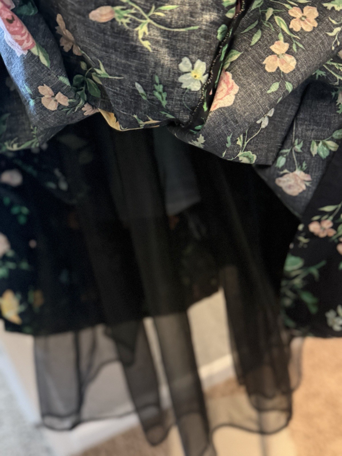 Vintage 80s Cottage Core Black Floral Prom Party Dress Gilbert-Pavell Size 4