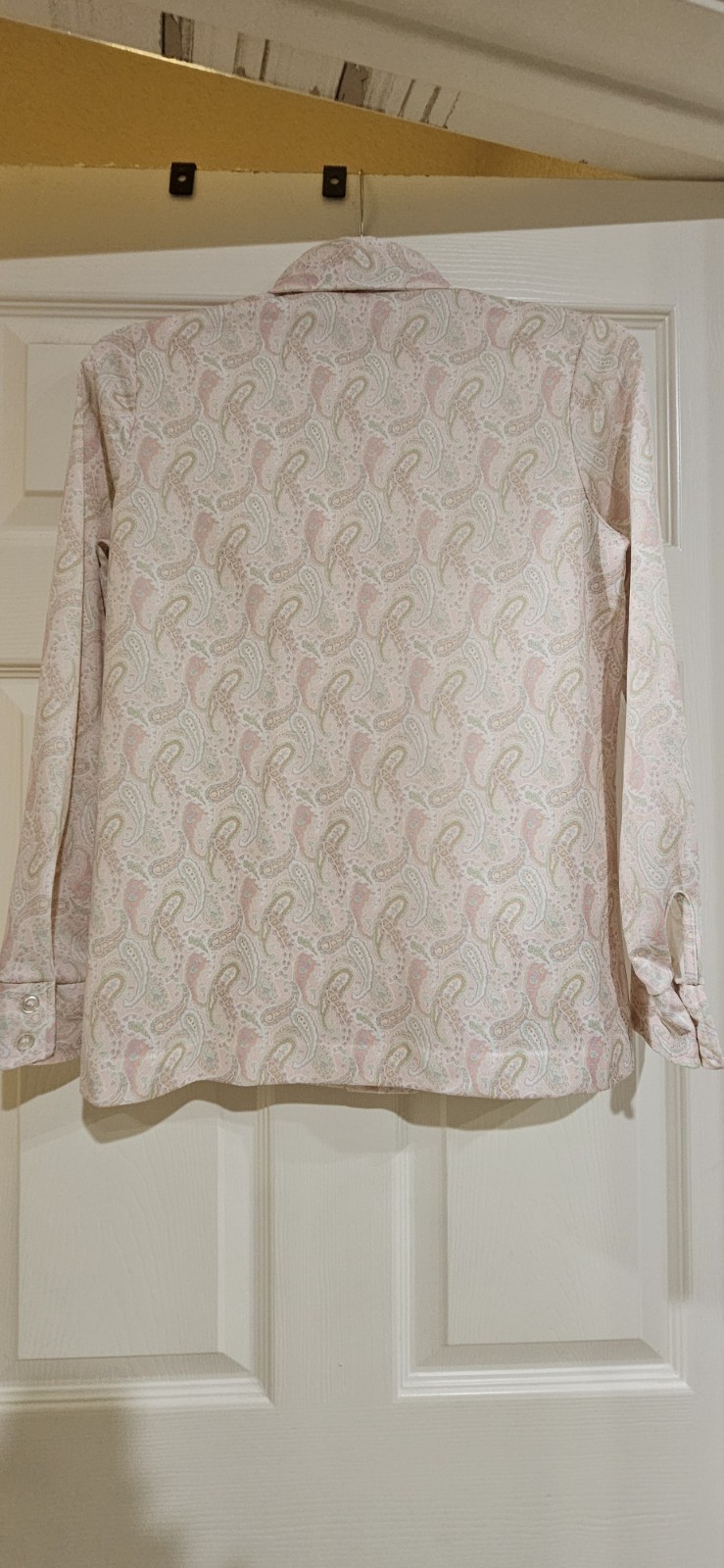 Vintage Jane Colby Sz 9/10 Pink/ Cream Paisley Long Sleeve Blouse Polyester