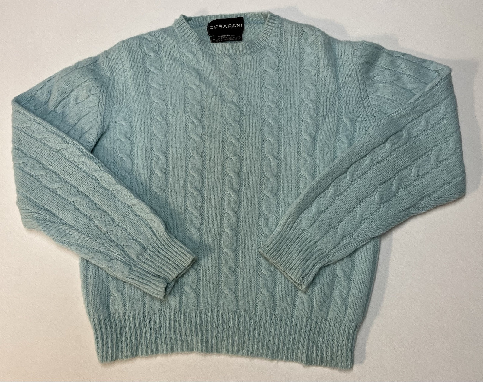 Vintage Cesarani Cable Knit Sweater 100% Shetland Wool Hong Kong Sz L Chest 42”