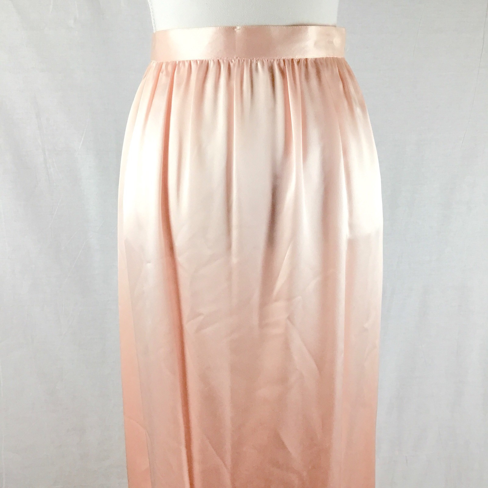 Vintage St. Martin Women’s Skirt Silk Sz 4 Pale Pink Blush Evening Long Gathered