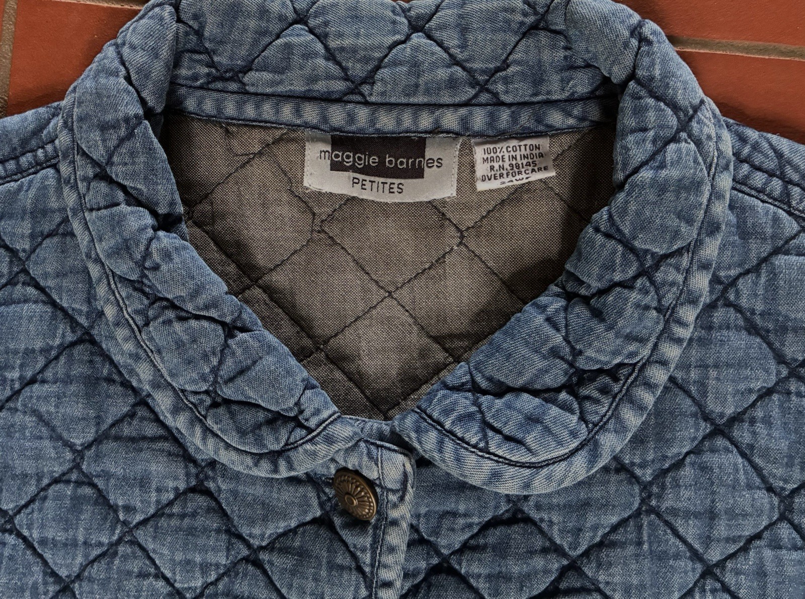 Vintage 90s Maggie Barnes Petites Quilted Embroidered Denim Jacket Floral 24WP