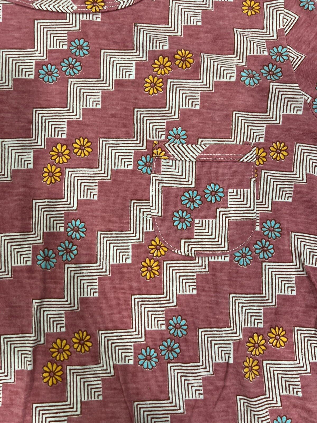 Vintage 1970s Flower Power T-shirt Retro Hippie S