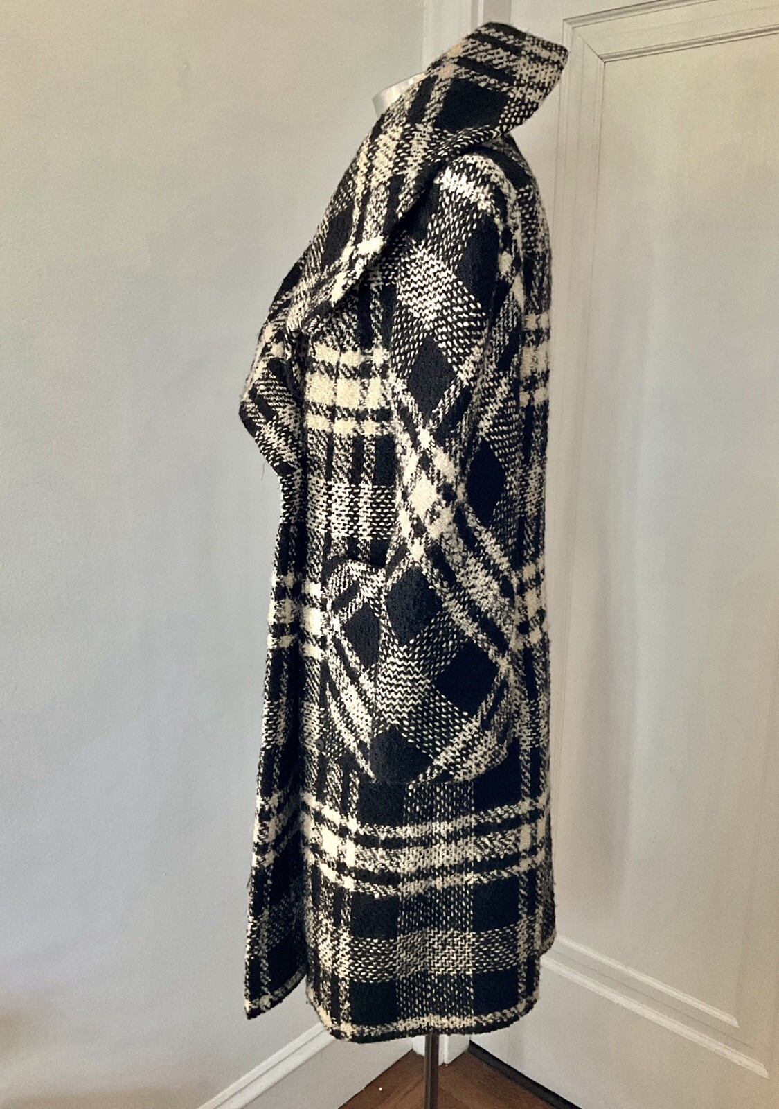 Vintage 1960’s Pauline Trigere Monochromatic Plaid Wool Tweed Coat