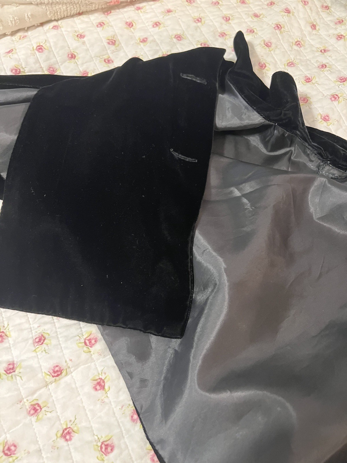 Vintage Black Silk Velvet Opera Cape Goth Witchey