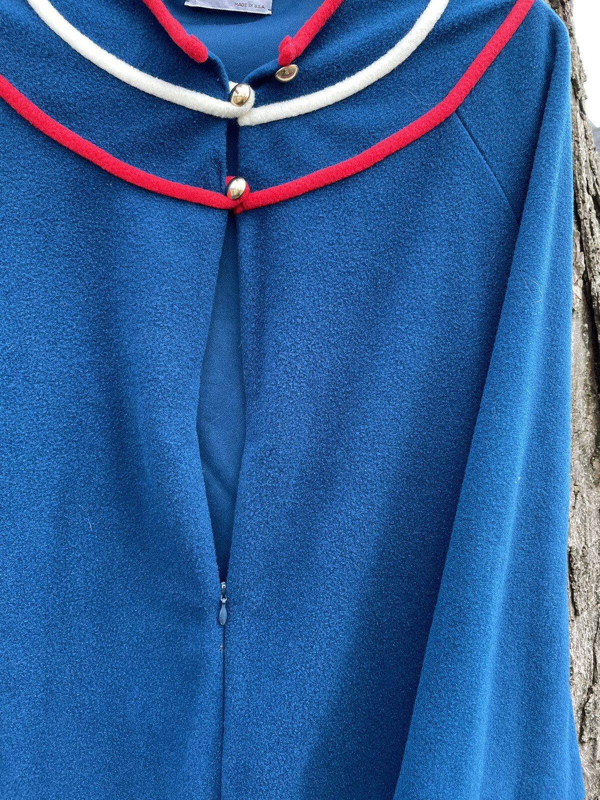 VASSARETTE Velour Plush Robe Size M Red White & Blue Zip Front Vintage Excellent