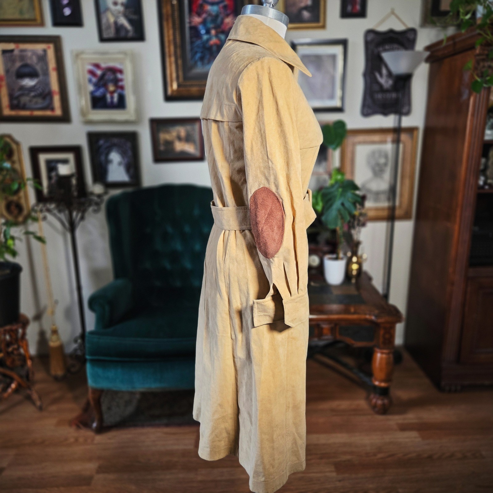 Saks Fifth Avenue Trench Coat Vintage 70s Tan Ultra Suede Belted Mod Jacket S