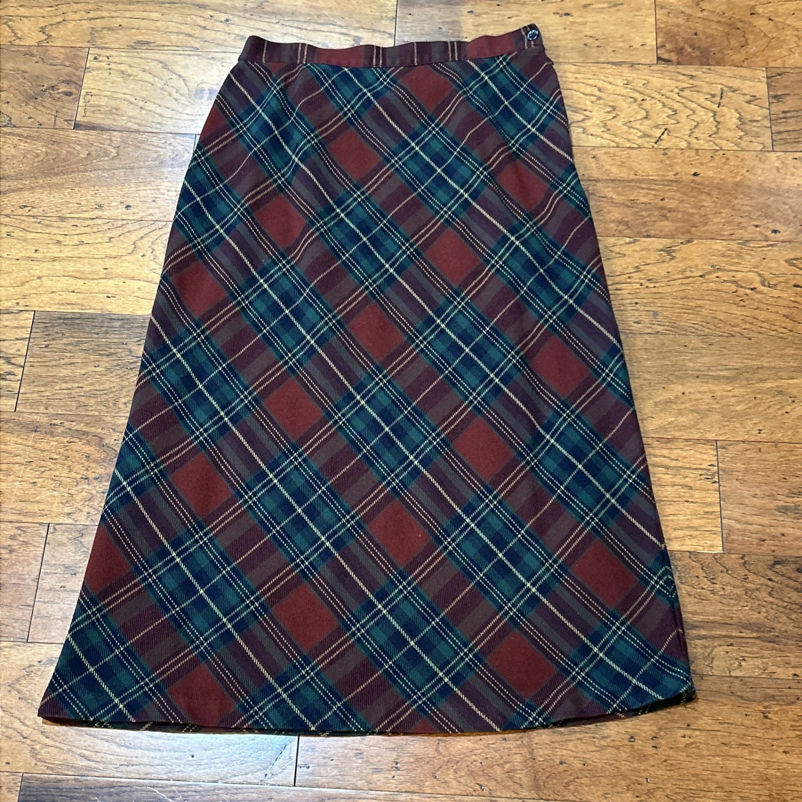 Vintage Sag Harbor Size 10/12 Red Green Diagonal Plaid A-Line Maxi Skirt GUC