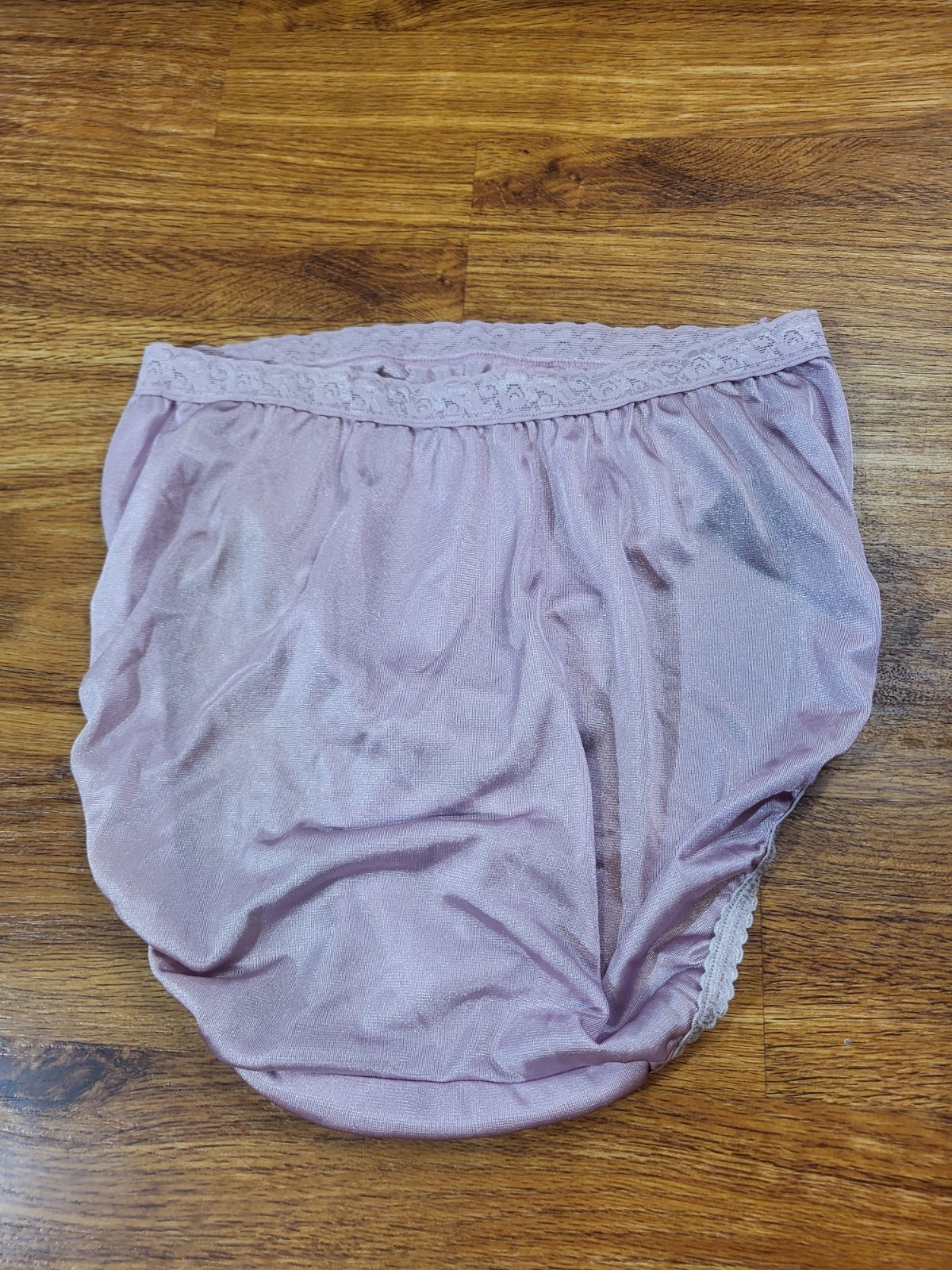 Vtg Panties Shiny Silky w Lace Sz 7 Sissy Sexy Granny Panty