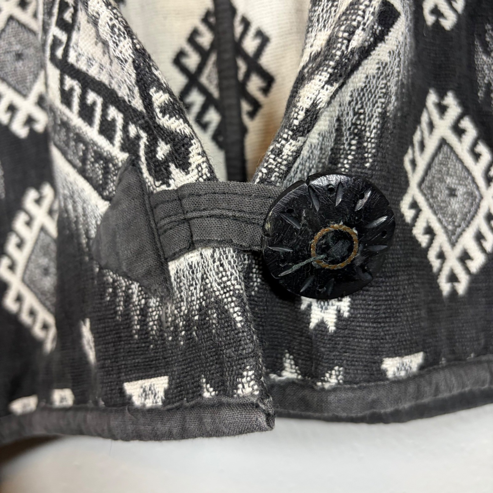 Flashback Vintage Southwestern Cropped Jacket Black White Woven Cotton Large