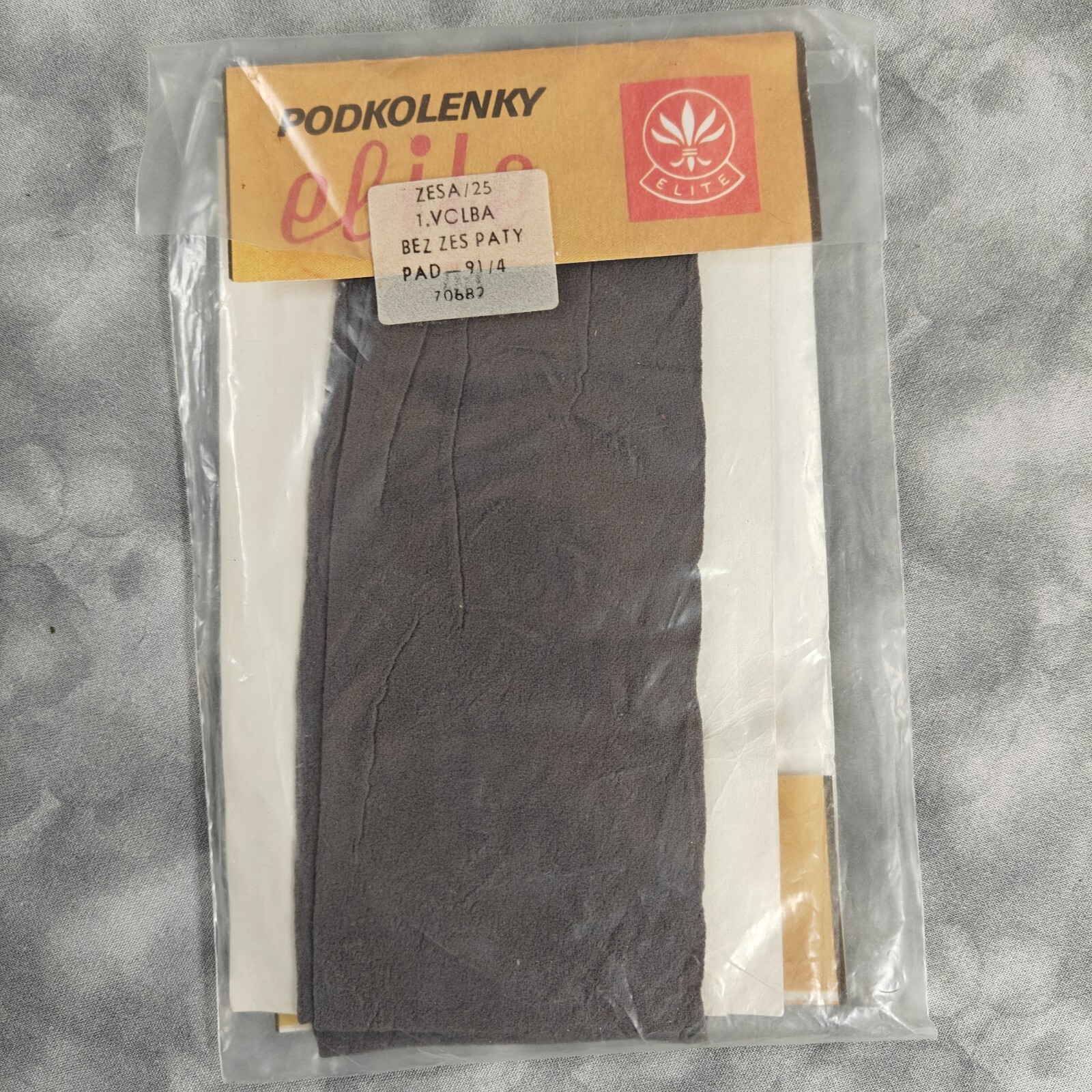 Vintage 1970s Elite Knee-High Socks 100% Polyamid 🌟 Retro Hosiery