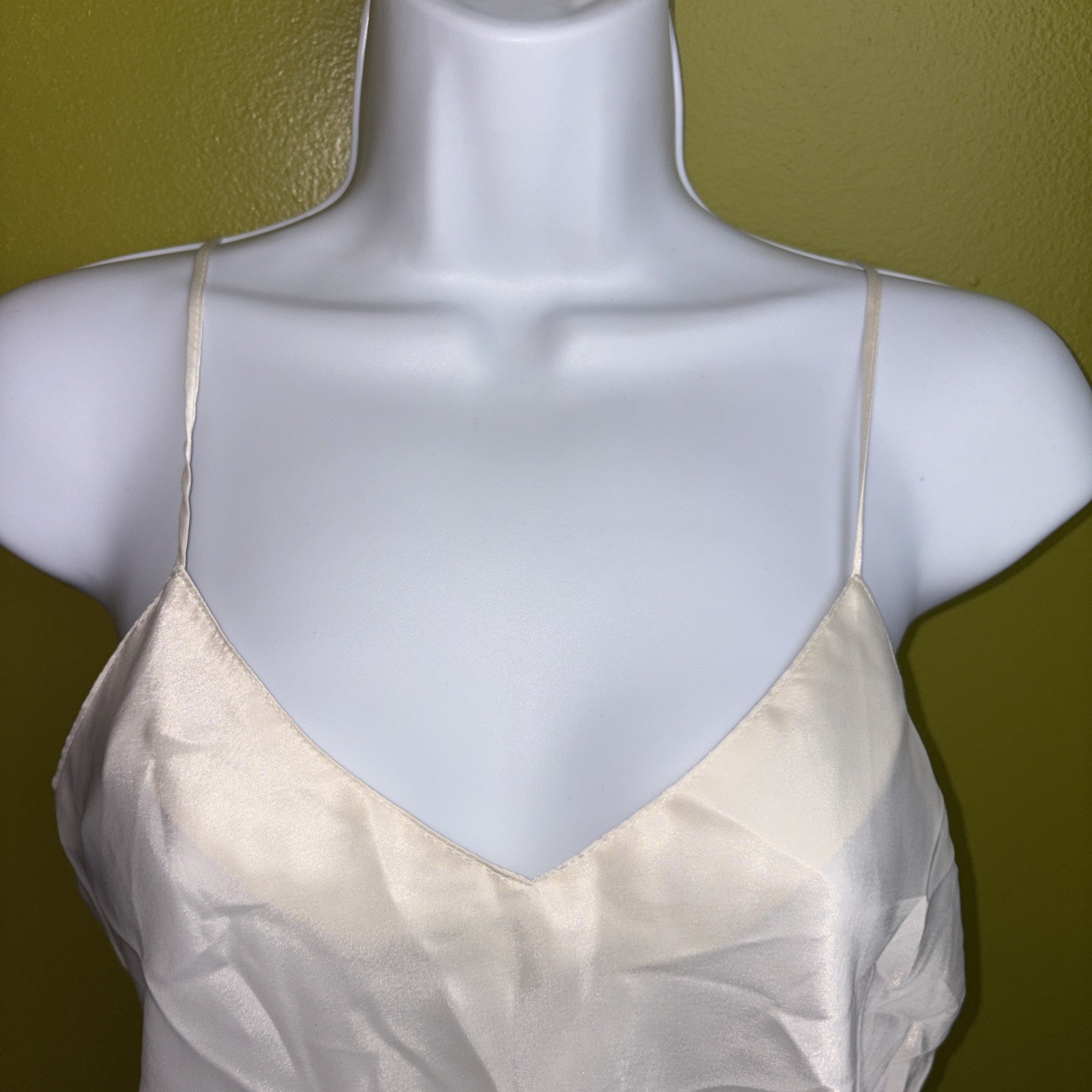 Vintage NWT Fantasies by Morgan Taylor Ivory Satin Camisole size Petite