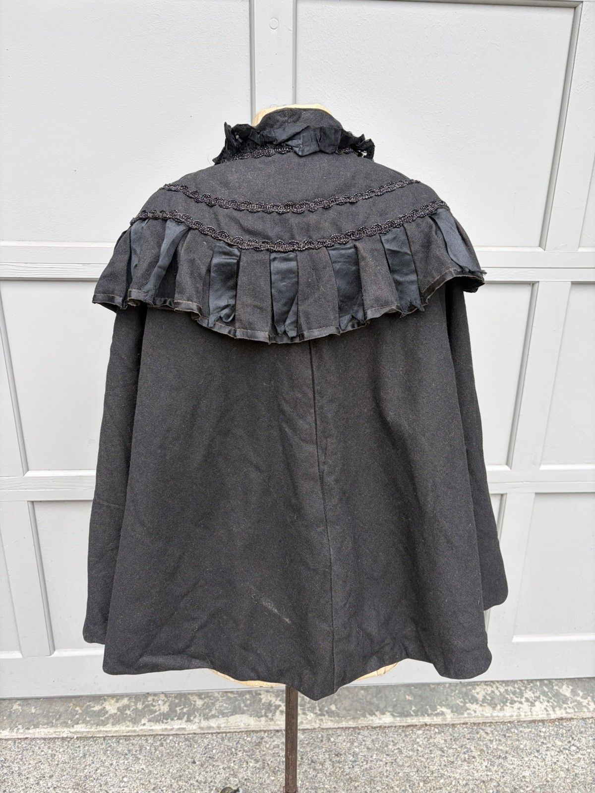 Antique Victorian Black Wool Beaded Evening Cape Capelet Cloak Mourning 1800s