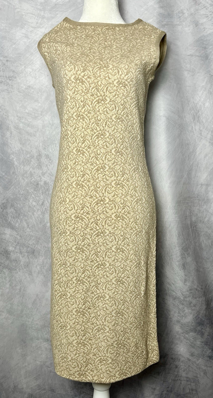 Vintage 1960s Kimberly Textured Beige Ivory Wool Sleeveless Sheath Dress Size S