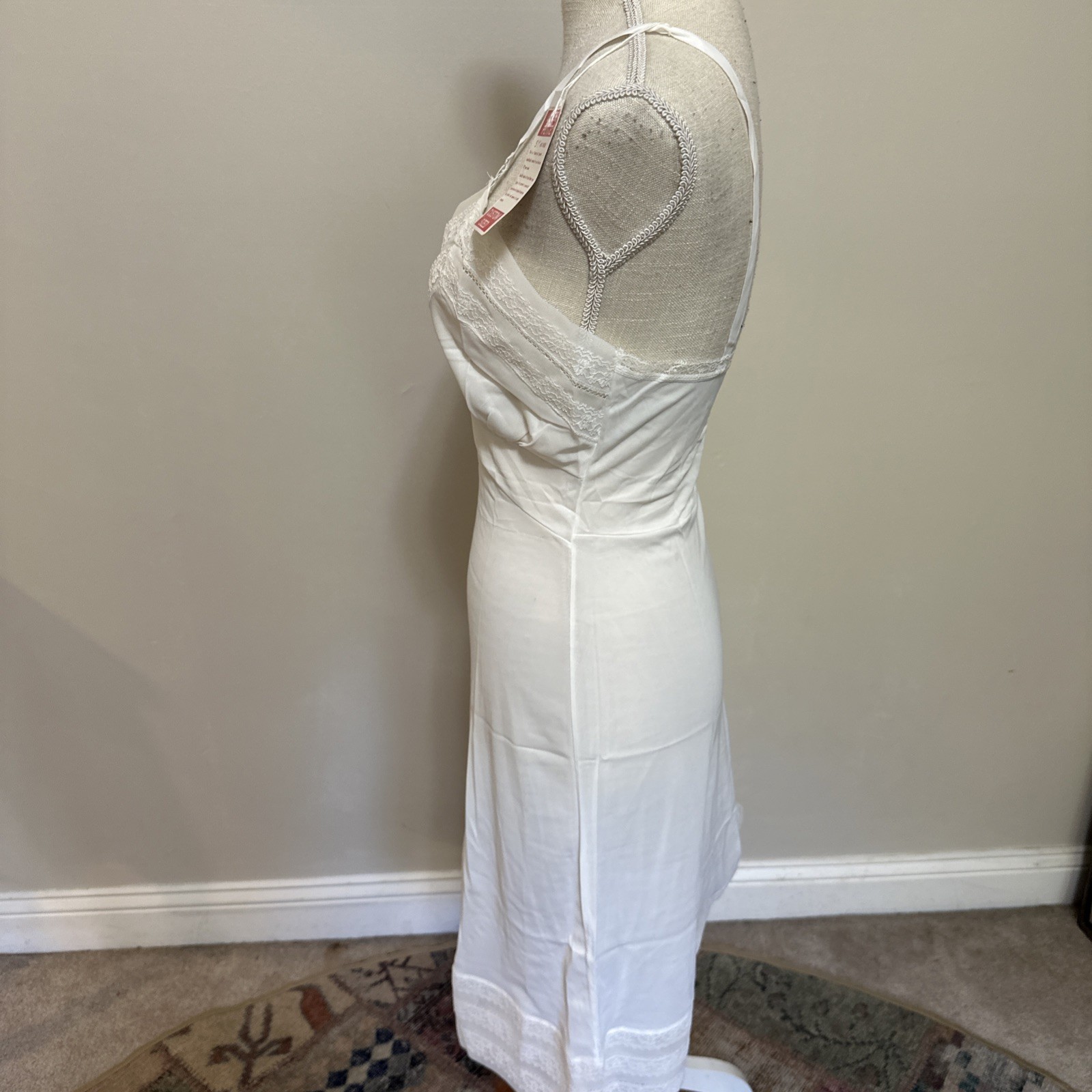 Vtg White Slip Undergarment By Fascination Lingerie Petite