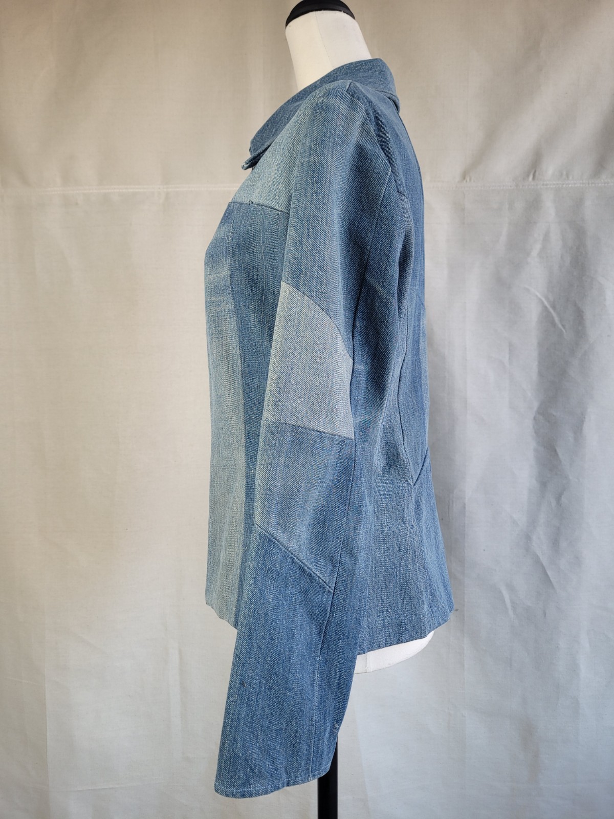 1970s Patchwork hand sewn wide collared denim zipper front jacket