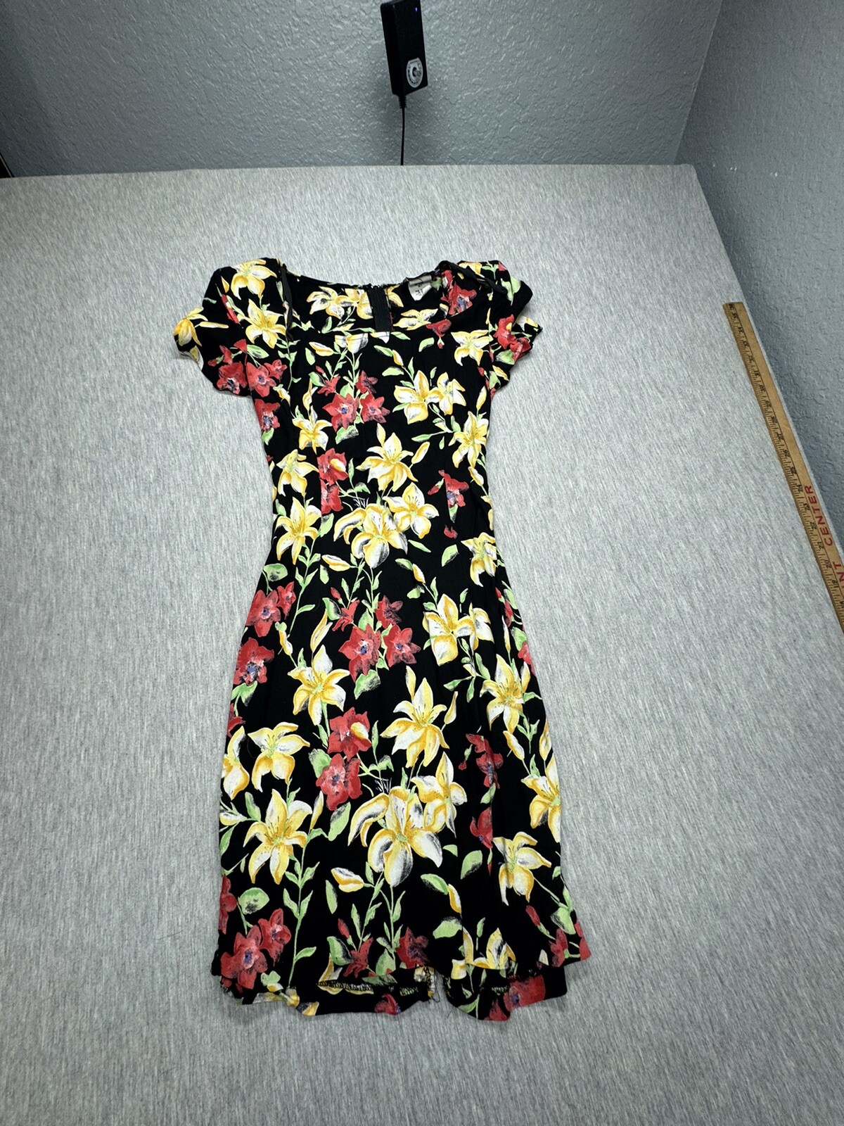 Vintage 80/90s Nu Oz Floral Wrap Dress Size 3/4 Y2K