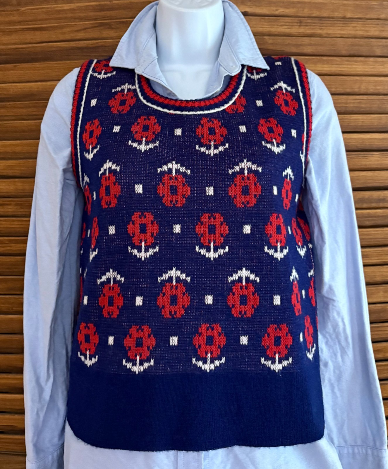 Ship 'n Shore Sweater Vest Women M Vintage 70s Navy Red Floral Daisy