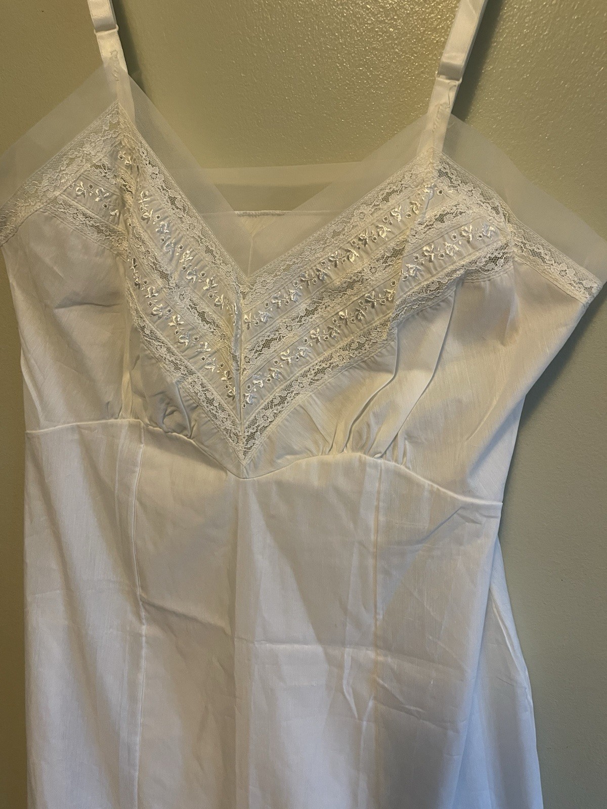 Vintage 1950s-69s „Gaymode” Penneys Sz.38 White Lace Trim Full Slip Dress Dainty