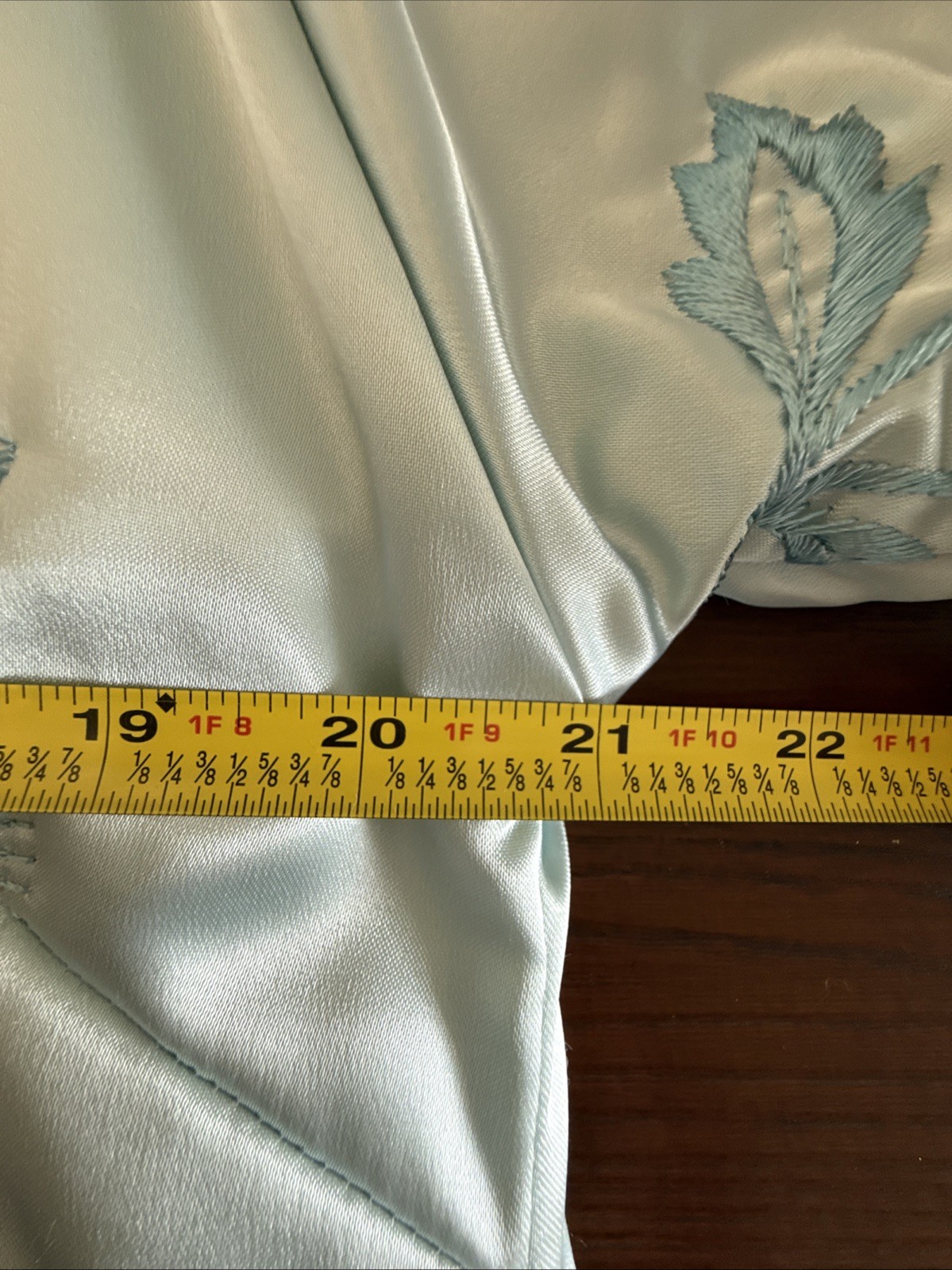 WOW! Vintage Lounge Craft Satin Blue Embroidered Maxi Robe S/M STUNNING & Mint