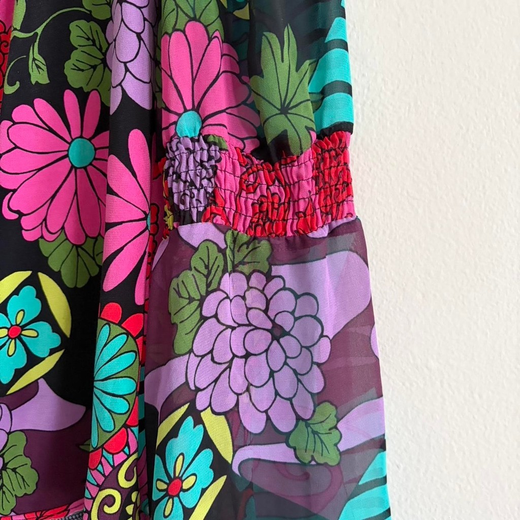 Bisou Bisou Michele Bohbot Mock Neck Blouse Bold Psychedelic Floral Print Medium