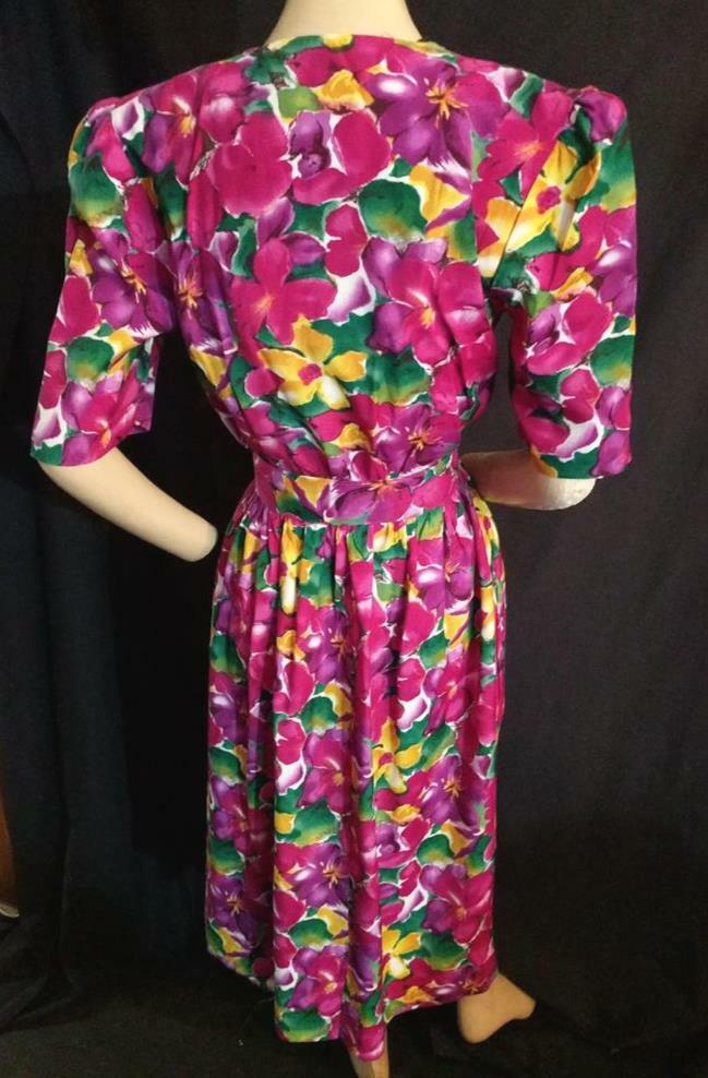 1980’s VINTAGE FLORAL RAYON FULL E.D. MICHAELS SPRING DRESS-38″ BUST-USA
