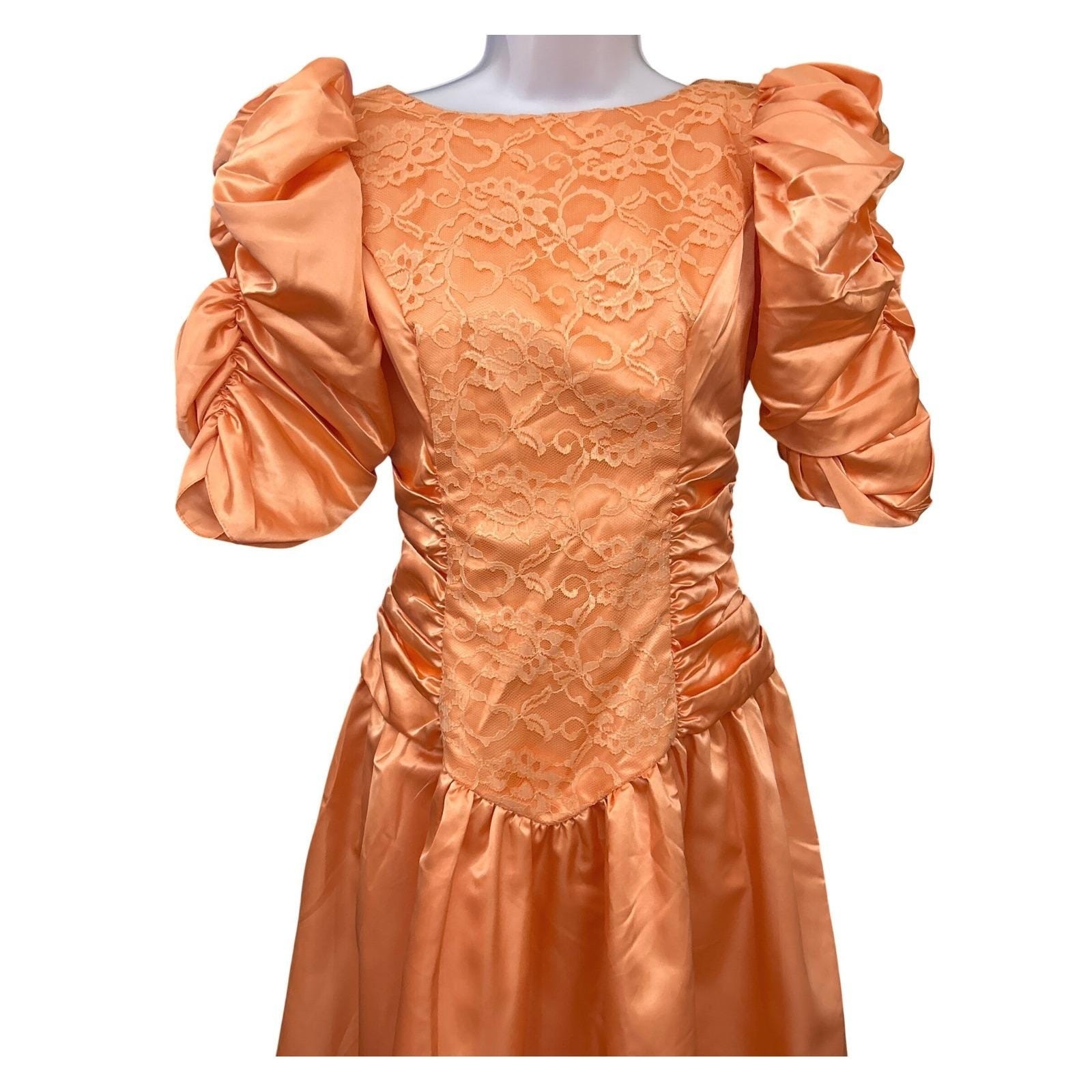Vintage 80s Unbranded Prom Dress Peach Satin Ruched Lace Glamour Bow