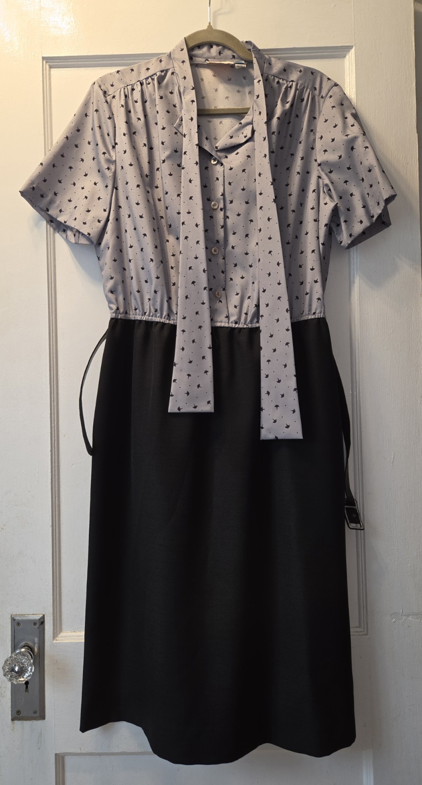 Vintage 80’s Lady Carol Black Grey Dress Jacket And Belt. Gingko Leaf Print. 16