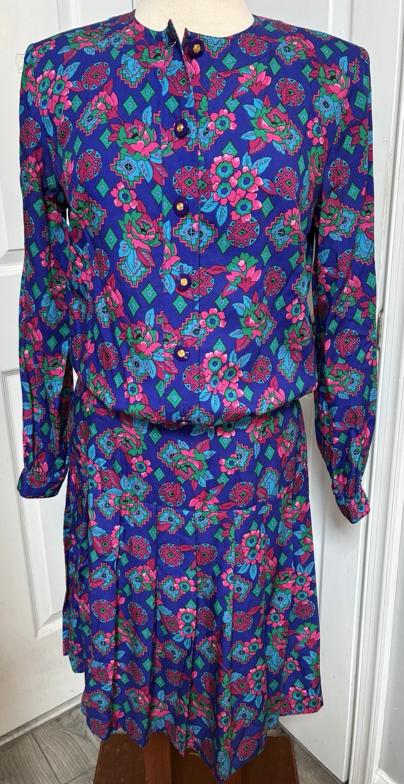 Vtg Liz Claiborne Sport Pleated Midi Skirt & Blouse Set Jewel Tone Floral Size 4