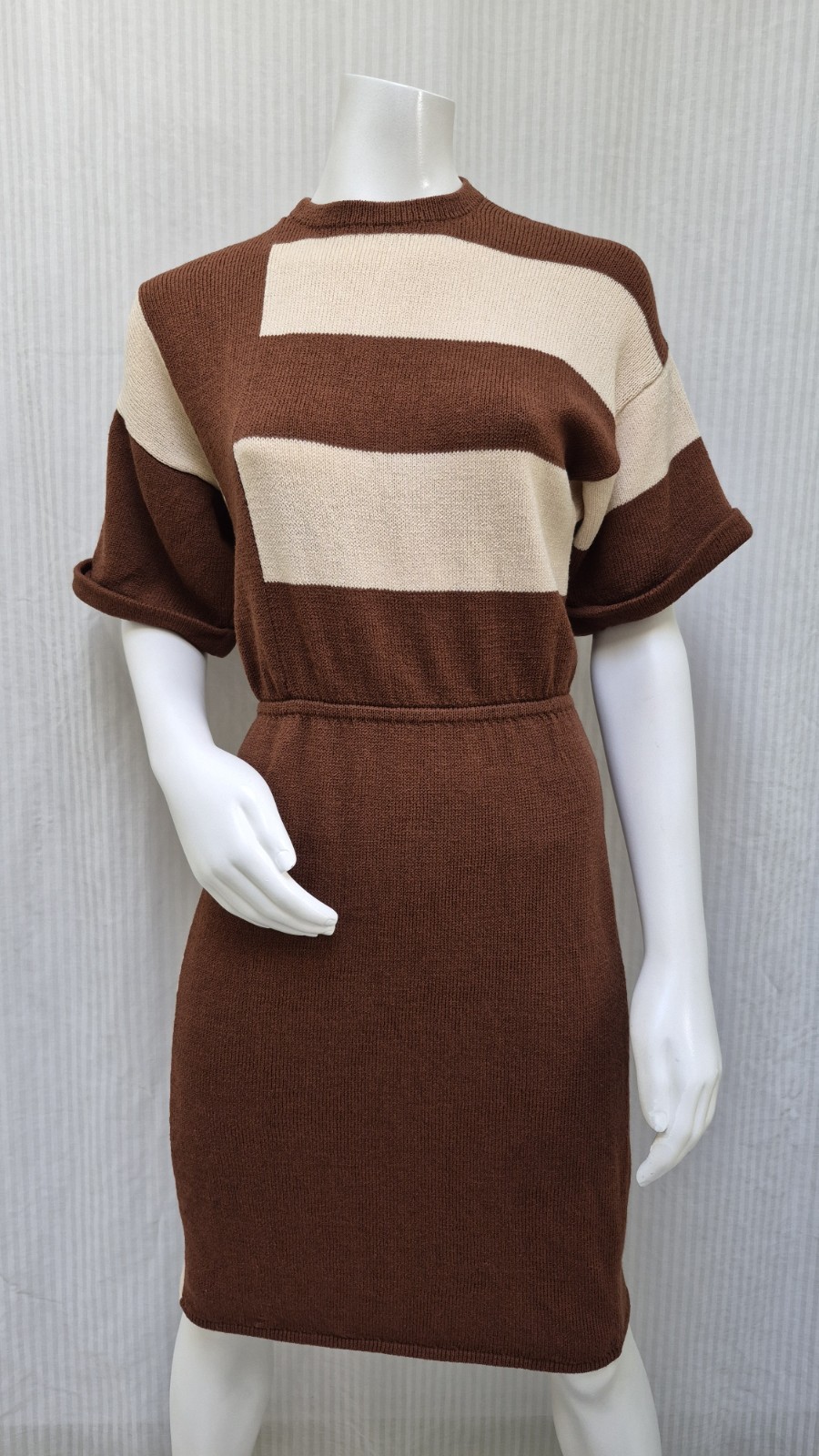 Vintage 70s ST JOHN Neiman Marcus Brown Santana Knit Dress – Size 10 – EUC