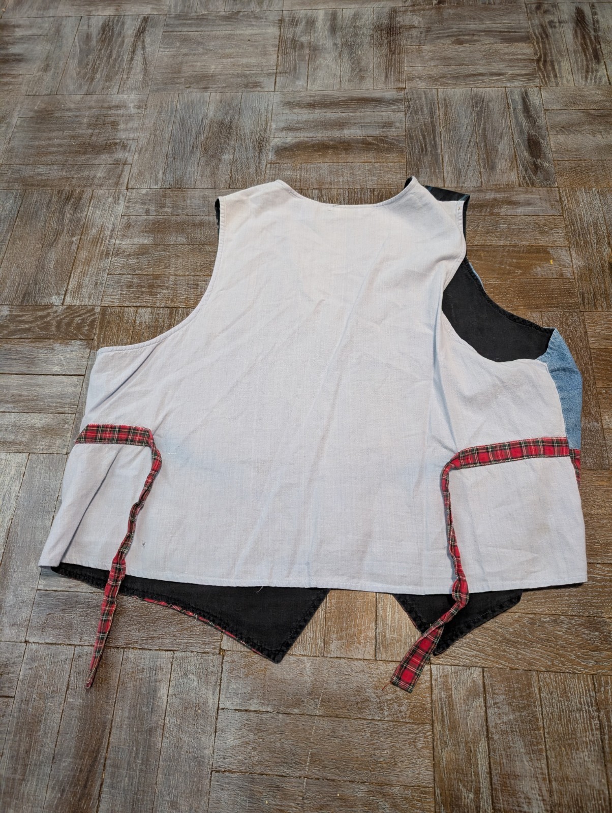Victoria Jones Woman Vest 22W 42 Denim Patchwork Plaid Button Front Embroidered