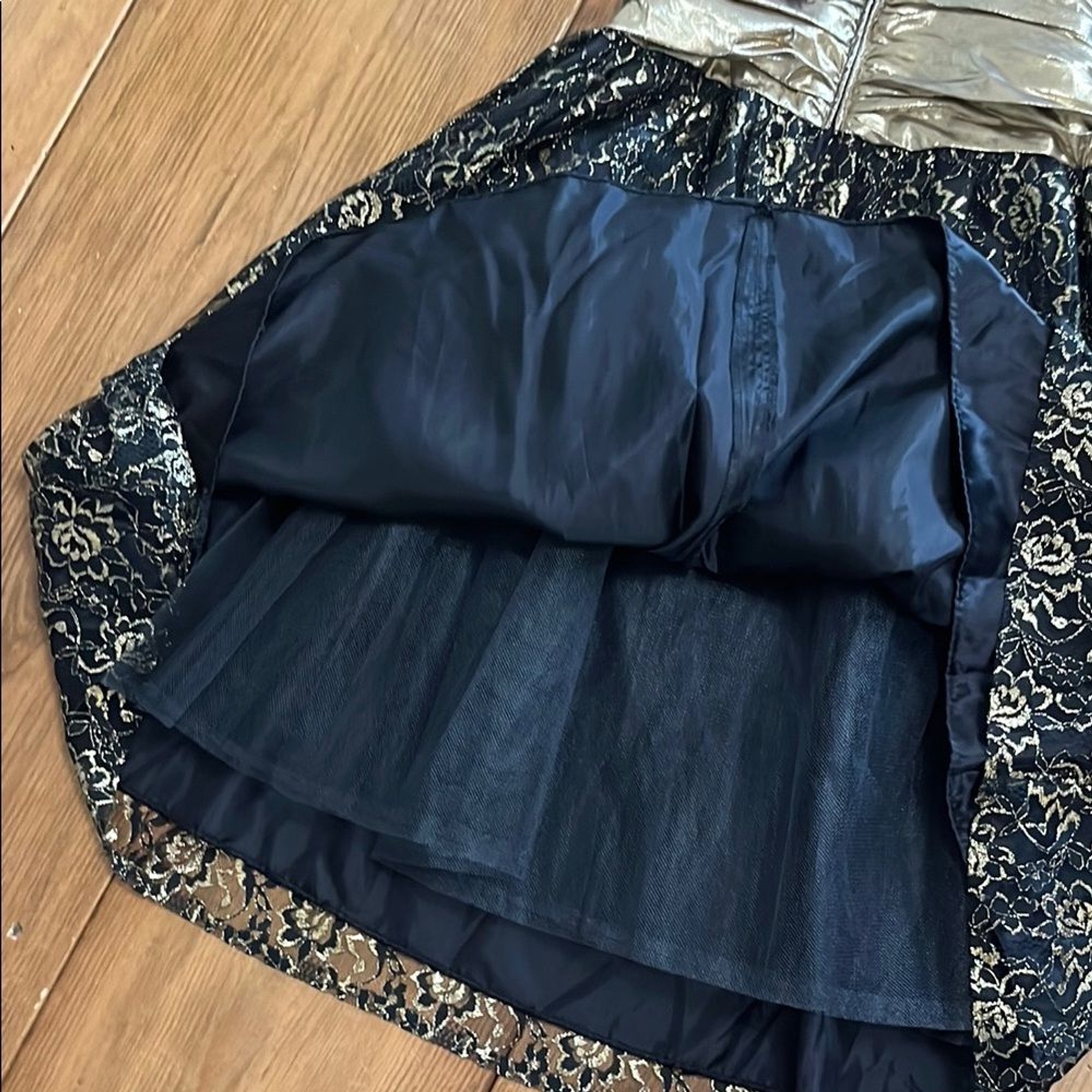 VTG 80s Black and Gold Lace Spaghetti Strap Cocktail Prom Dress with Tulle