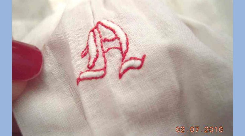 1800s antique VICTORIAN COLONIAL CHILD UNDERGARMENT dress #3 redwork monogram