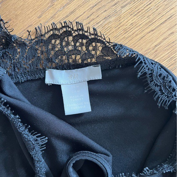 H&M Black Lace Trim Camisole Tank Top Size M Satin Coquette Clean Girl