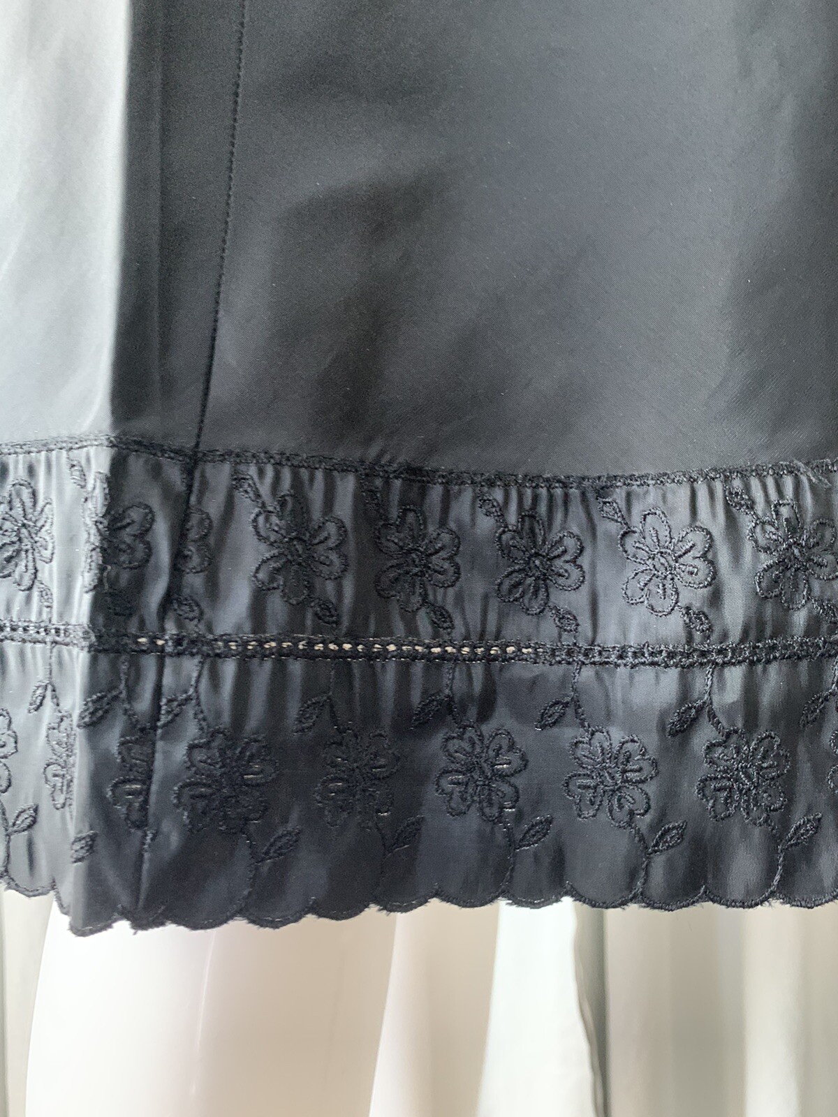 Vintage 50s Barbizon ? Black Tafredda Full Slip Side Zipper Size 36 Average